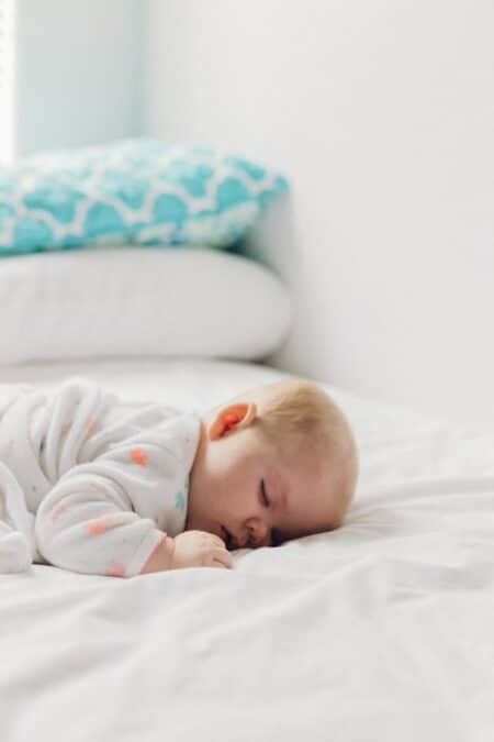 Comment apprendre à bébé à s'endormir tout seul ?